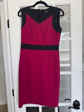 NWOT Nine West Fuchsia and Black Colorblock Sheath Dress